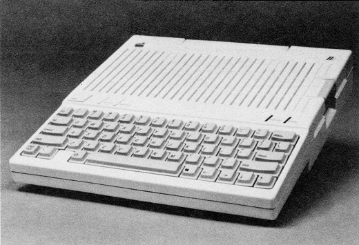 ASCII1984(08)b121AppleIIc本体_W520.jpg